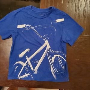 Children's Place boys size 5/6 Small